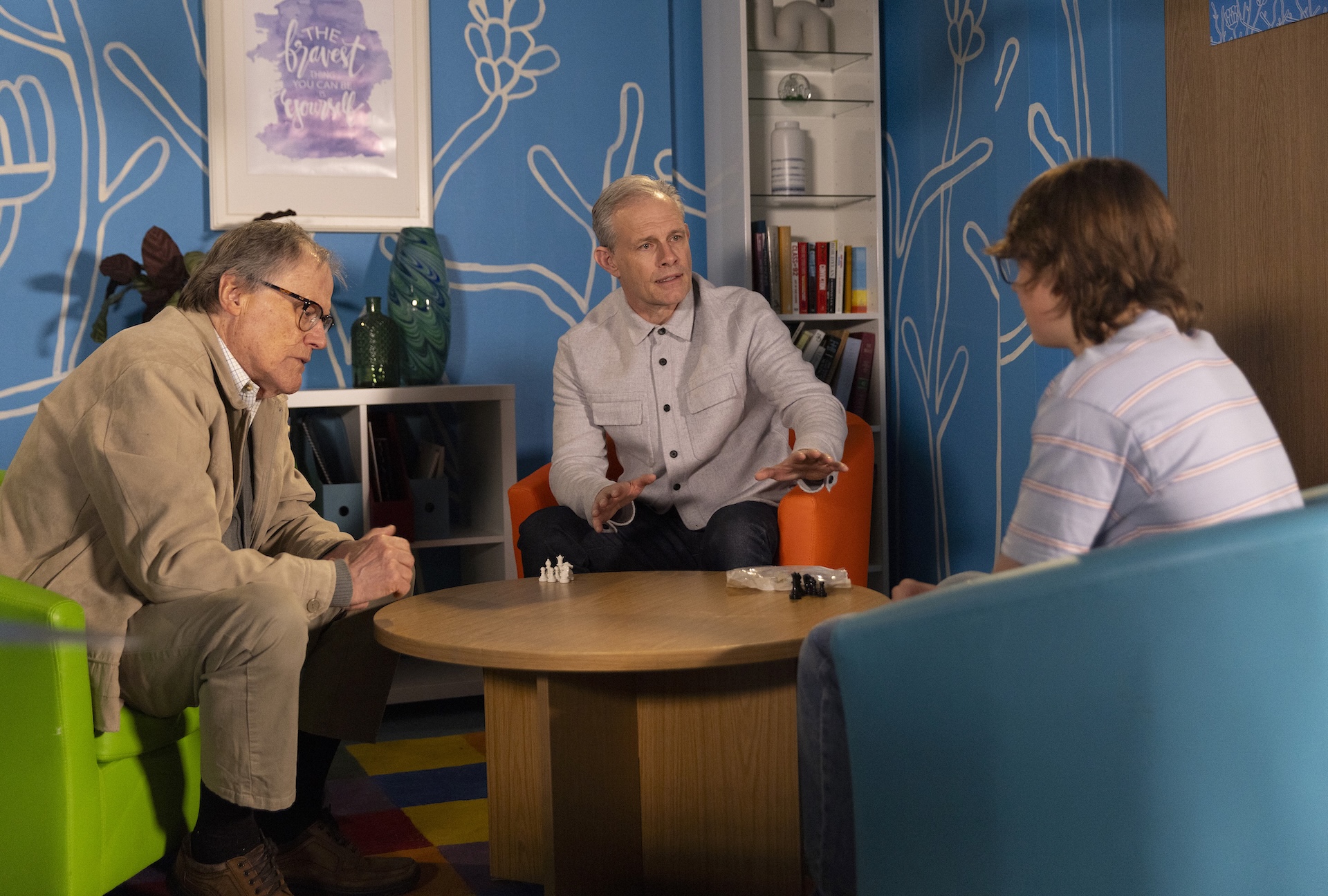 Roy, Nick and Sam talking in Coronation Street 