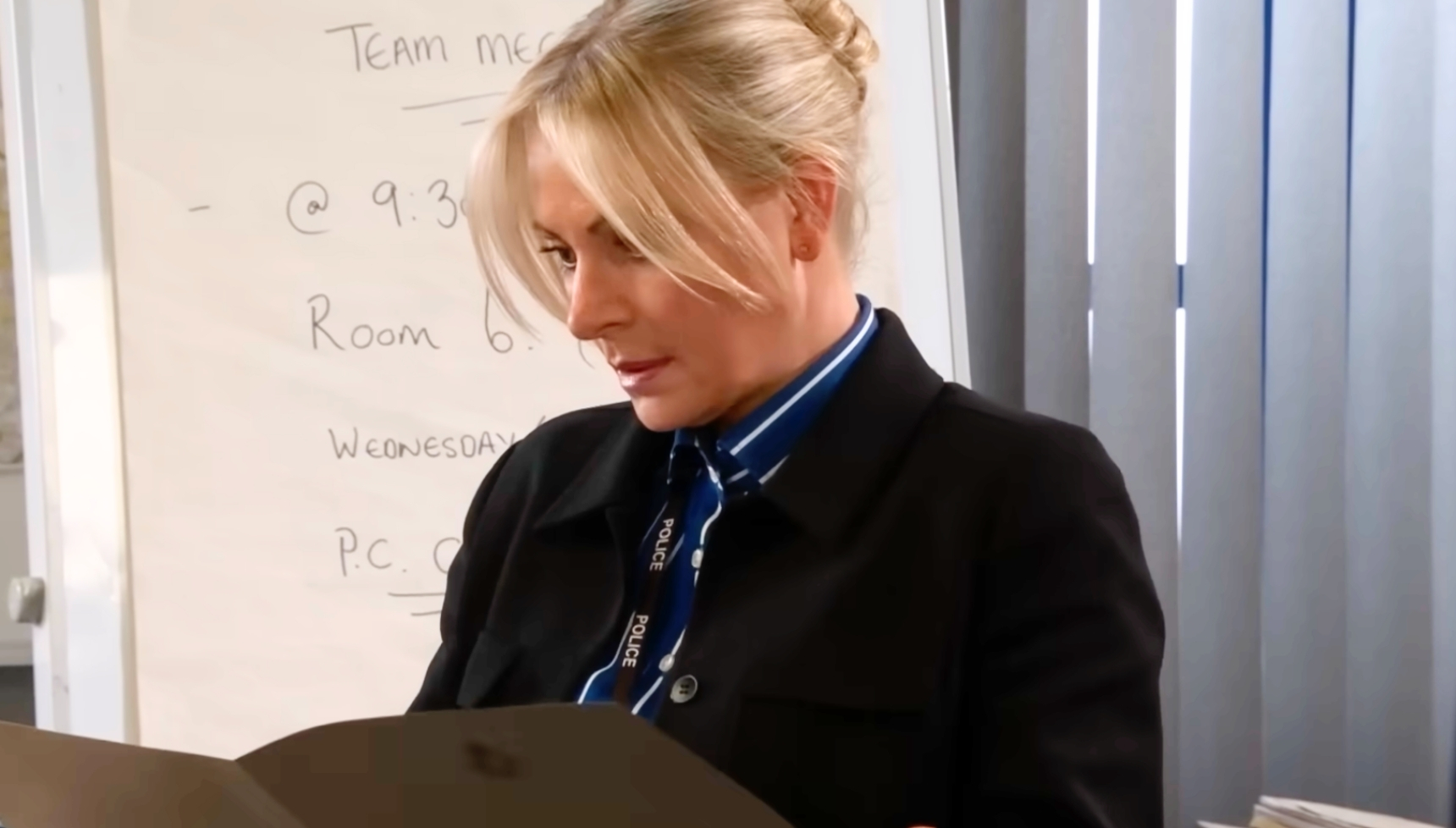 Coronation Street's Lisa at the station