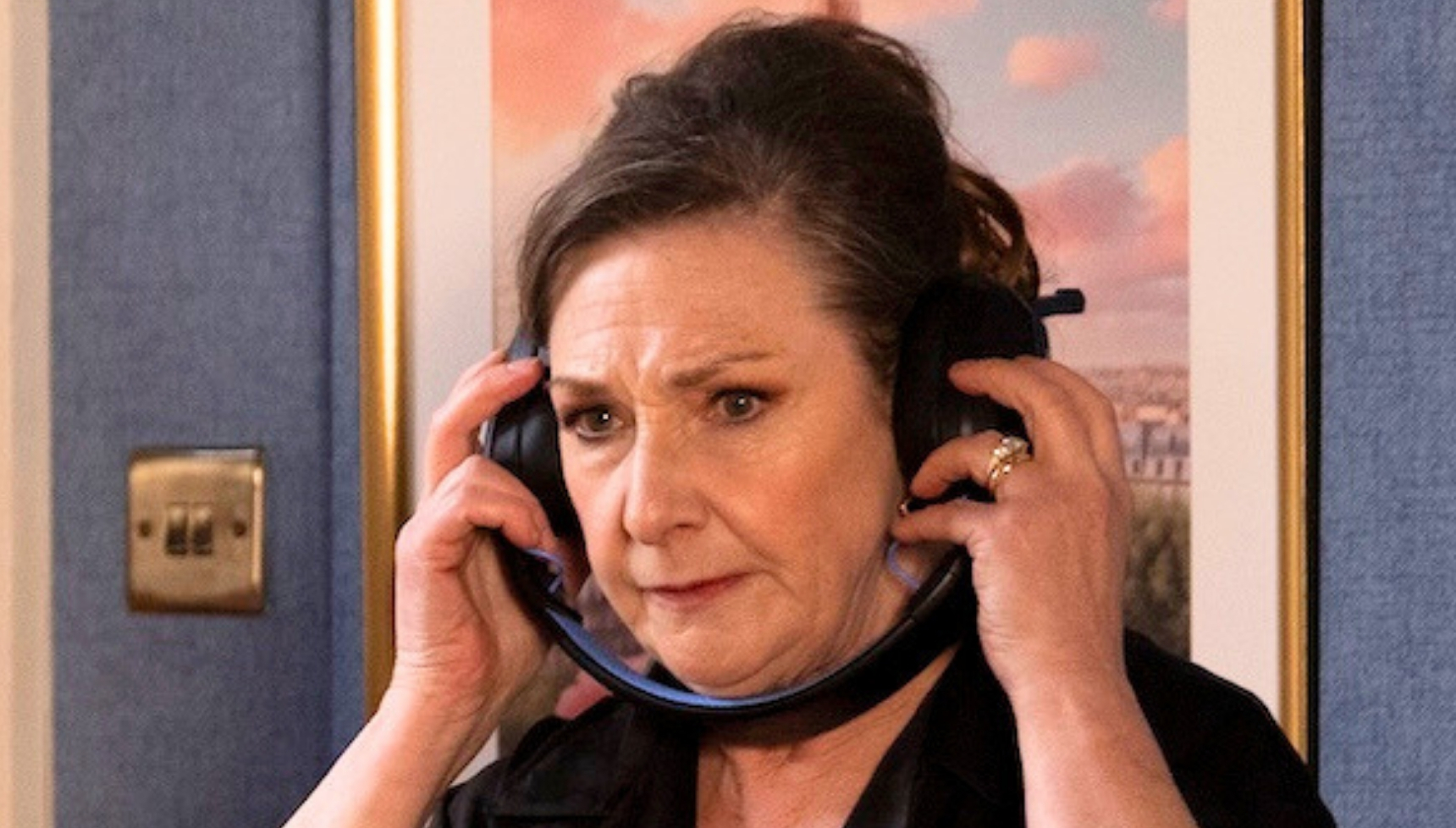 What time is Coronation Street on tonight? Get all the latest up-to-date schedules and changes here